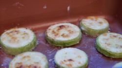 Жареные кабачки с томатами и болгарским перцем - шаг 4 Жареные кабачки с томатами и болгарским перцем - шаг 4