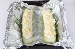 название картинки Кабачки с творогом в духовке