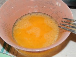 название картинки Кабачки с яйцом на сковороде