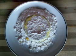 название картинки Кабачки с яйцом на сковороде