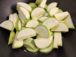 название картинки Кабачки тушеные в сметане