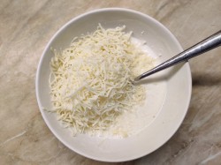 название картинки Кабачки в кляре с сыром на сковороде