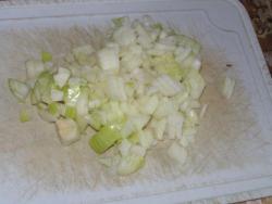 Вегетарианские тушеные кабачки и помидоры в мультиварке