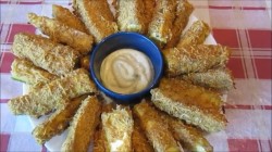 название картинки Молодые кабачки в хрустящей сырной панировке