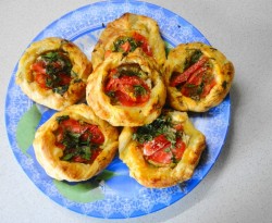 Кабачки в слоеном тесте запеченные - шаг 6 Кабачки в слоеном тесте запеченные - шаг 6