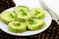 Кабачки запечённые с сыром в мультиварке - шаг 9