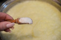 название картинки Икра кабачковая с чесноком и томатной пастой и майонезом на