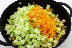 название картинки Кабачково-баклажанная икра на зиму