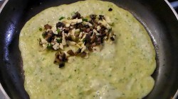 название картинки Кабачковые чебуреки с начинкой из грибов и сыра