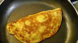 название картинки Кабачковые чебуреки с начинкой из грибов и сыра