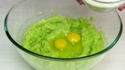 название картинки Кабачковые оладьи с фаршем внутри