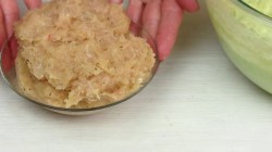 название картинки Кабачковые оладьи с фаршем внутри