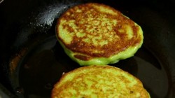 название картинки Кабачковые оладьи с фаршем внутри