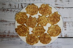 название картинки Кабачковые вафли из кабачков в вафельнице