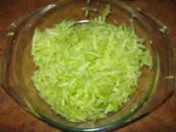 название картинки Кабачковый торт с помидорами и чесноком