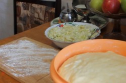 Пирожки в мультиварке с капустой