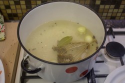 Как варить замороженные креветки - шаг 6 Как варить замороженные креветки - шаг 6