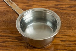 Как закипятить банан с корицей