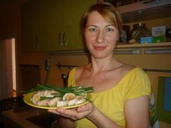 Рулет кальмары фаршированные грибами и рисом