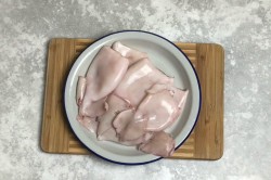 Кальмары фаршированные рисом в духовке