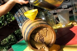 название картинки Кальвадос в домашних условиях из яблок