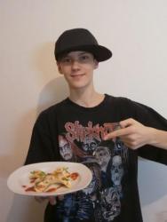 Канапе для фуршета на чипсах - шаг 11