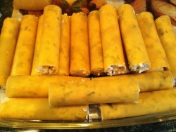 название картинки Каннеллони под соусом бешамель с рикоттой и шпинатом