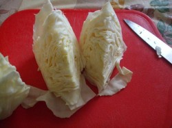 Капуста со свеклой на зиму в банках - шаг 2 Капуста со свеклой на зиму в банках - шаг 2