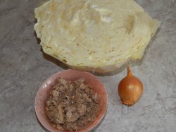 Капуста с фаршем в мультиварке - шаг 1 Капуста с фаршем в мультиварке - шаг 1