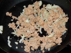 Капуста с фаршем в мультиварке - шаг 4 Капуста с фаршем в мультиварке - шаг 4