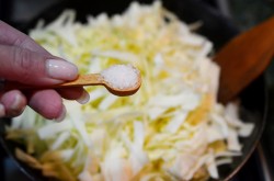 Капуста с яйцом жареная на сковороде - шаг 6 Капуста с яйцом жареная на сковороде - шаг 6