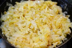 Капуста с яйцом жареная на сковороде - шаг 9 Капуста с яйцом жареная на сковороде - шаг 9