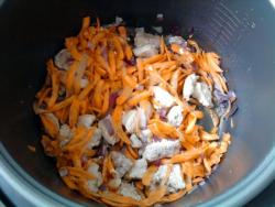 название картинки Тушеная капуста с мясом в мультиварке