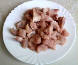 название картинки Тушеная капуста с мясом в мультиварке