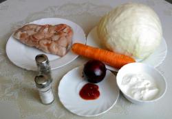 название картинки Тушеная капуста с мясом в мультиварке