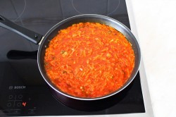 название картинки Капустные голубцы из свежей капусты с мясом в кастрюле