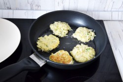 Котлеты капустные с манкой