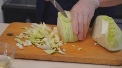 Капустный салат с болгарским перцем по-корейски