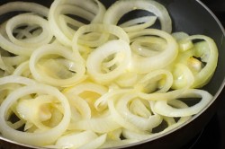 название картинки Карамелизированный лук