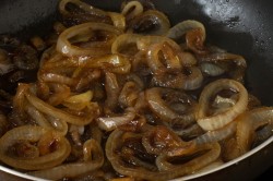 название картинки Карамелизированный лук