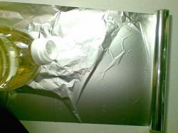 Карась запеченный с репчатым луком в фольге в духовке