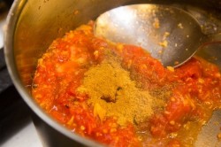 Карахи Гошт (острая баранина)