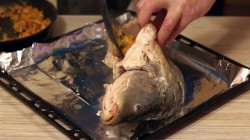 Запеченный карп с овощами и грибами в духовке