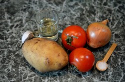 Запеченная картошка лук помидоры в духовке