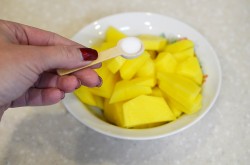 название картинки Картофель в майонезе запеченный в духовке