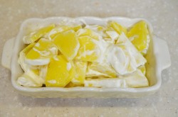 название картинки Картофель в майонезе запеченный в духовке