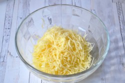 Отварная картошка запеченная в духовке с сыром - шаг 4