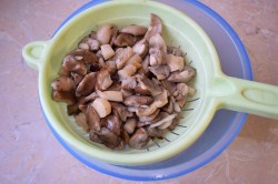 Картофельная запеканка с грибами в духовке