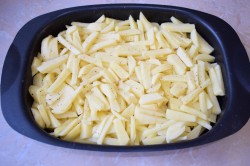 Картофельная запеканка с грибами в духовке