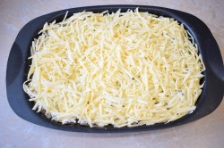 Картофельная запеканка с грибами в духовке